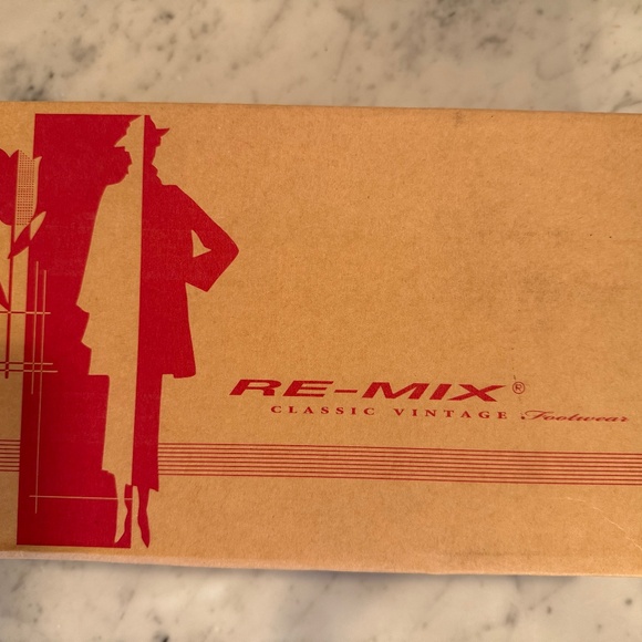 PRISTINE Re-Mix Scarlet Red Peep-Toe Sandal Pump - Marked Sz 10, Runs Large - Picture 7 of 7